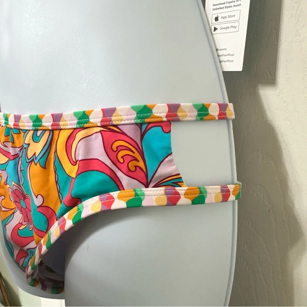 NWT Cupshe Boho Bikini V Neck,‎ Cutout Bikini, Size XL